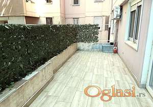 Bežanijska Kosa, komplet renoviran stan sa velikom terasom, vpr, namešten ..